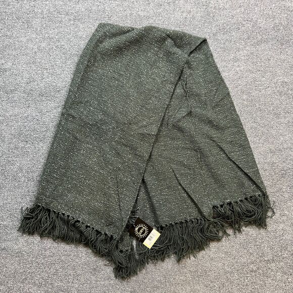 Surya Throw Blanket Charcoal Metallic Tilda Blanket Bedroom Fray Acrylic 50x60 - Picture 2 of 8